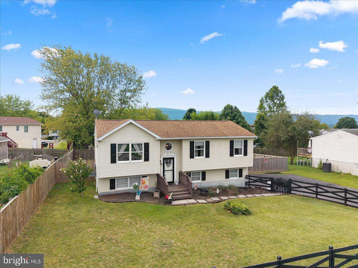 45 GREENLEAF RD