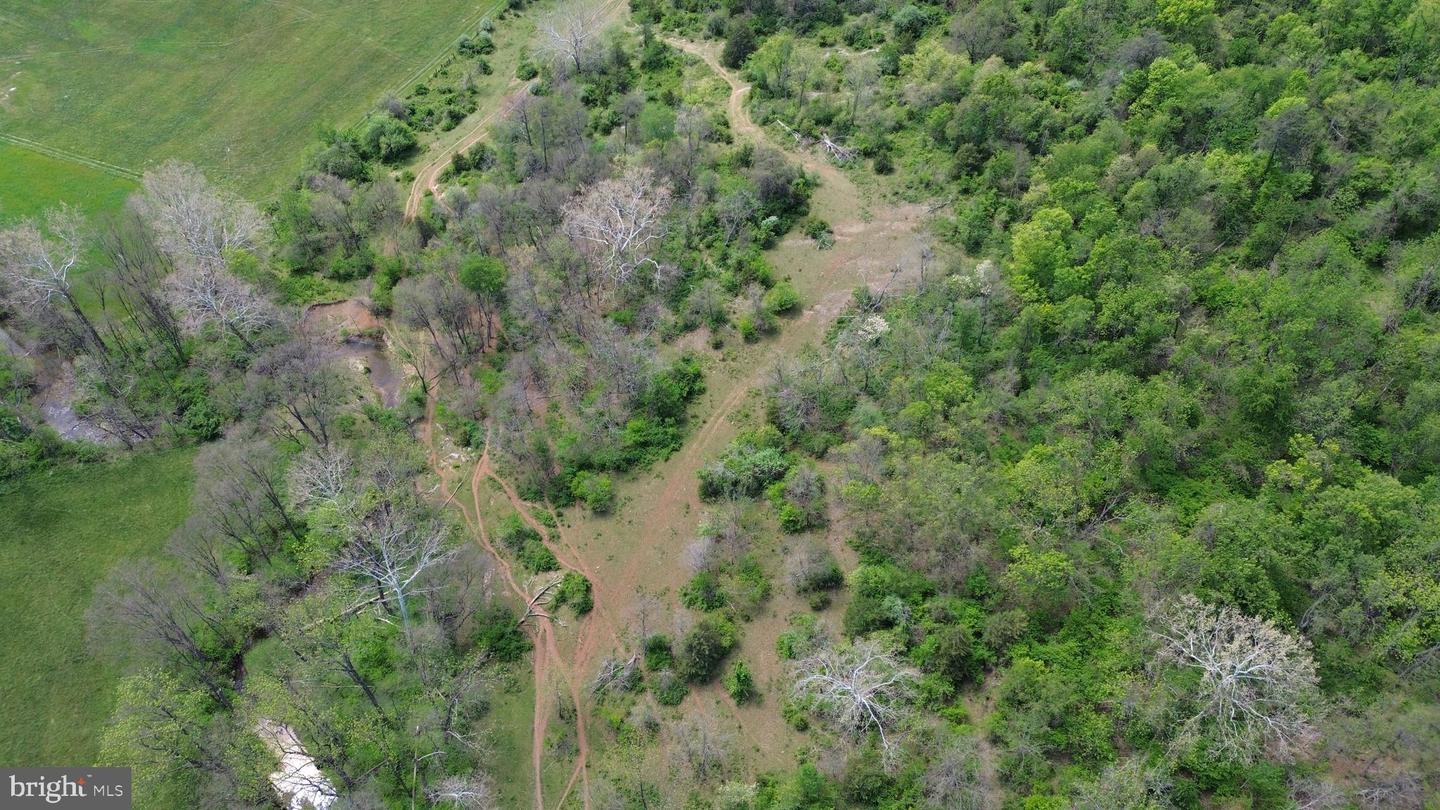 4080 Flat Rock Rd Property Photo 11
