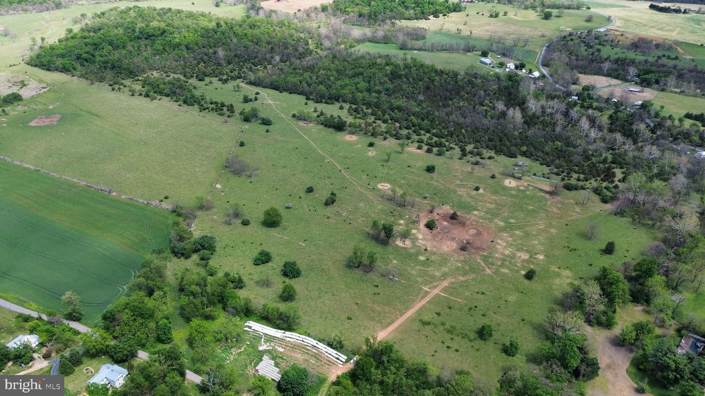 4080 Flat Rock Rd Property Photo 16