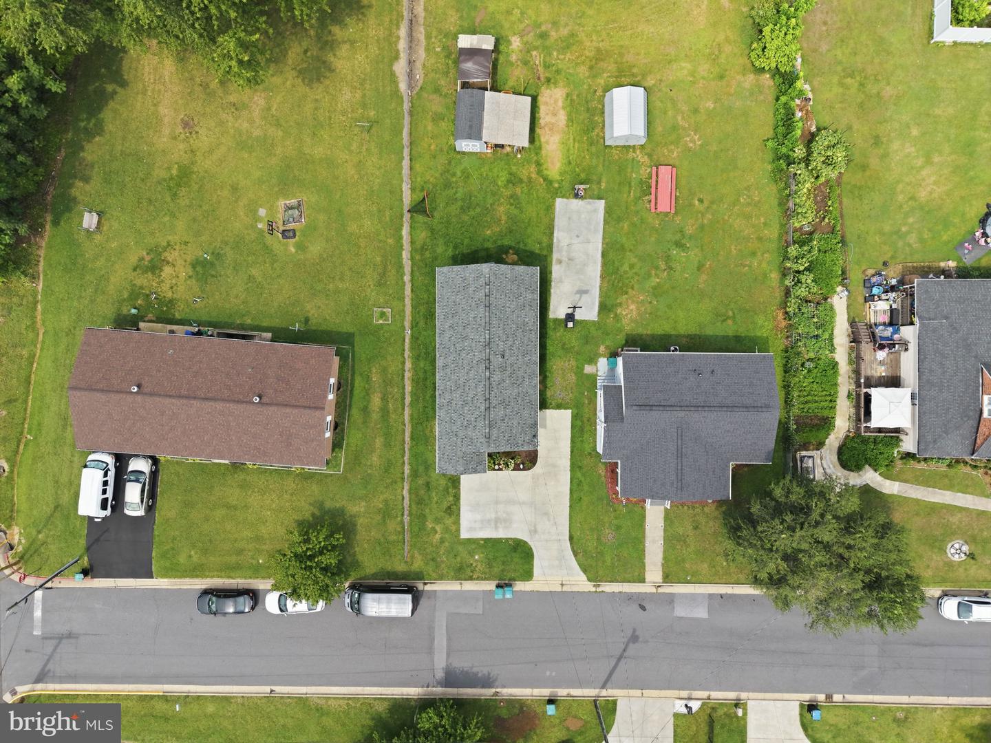 227 Stonewall St Property Photo 35