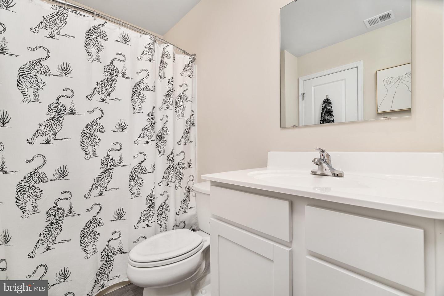 112 Spring Pl Property Photo 12
