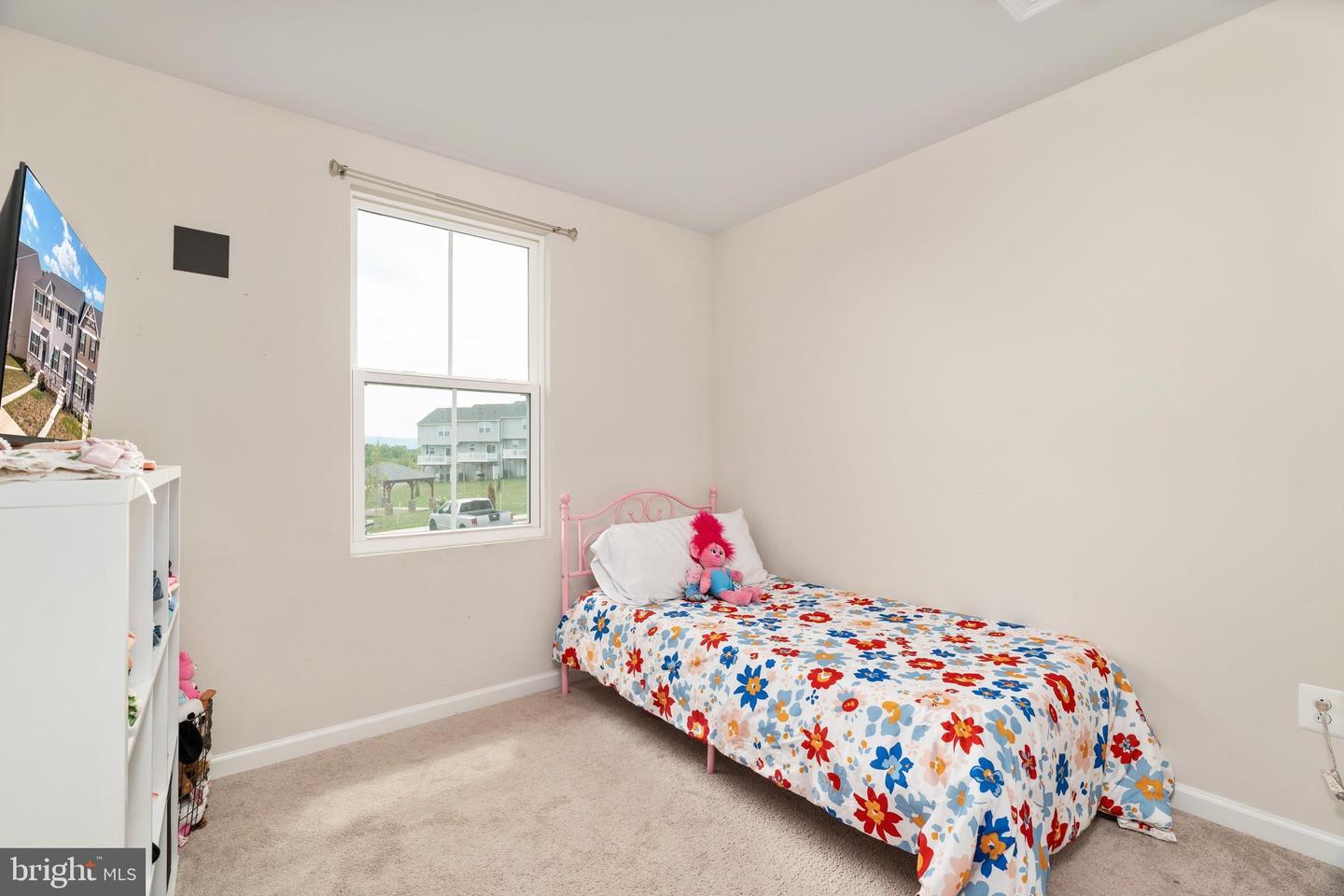 112 Spring Pl Property Photo 17