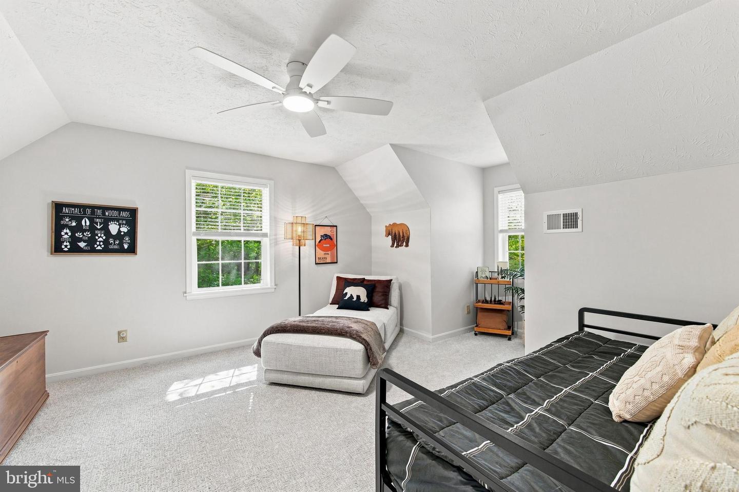 122 Forrest St Property Photo 32