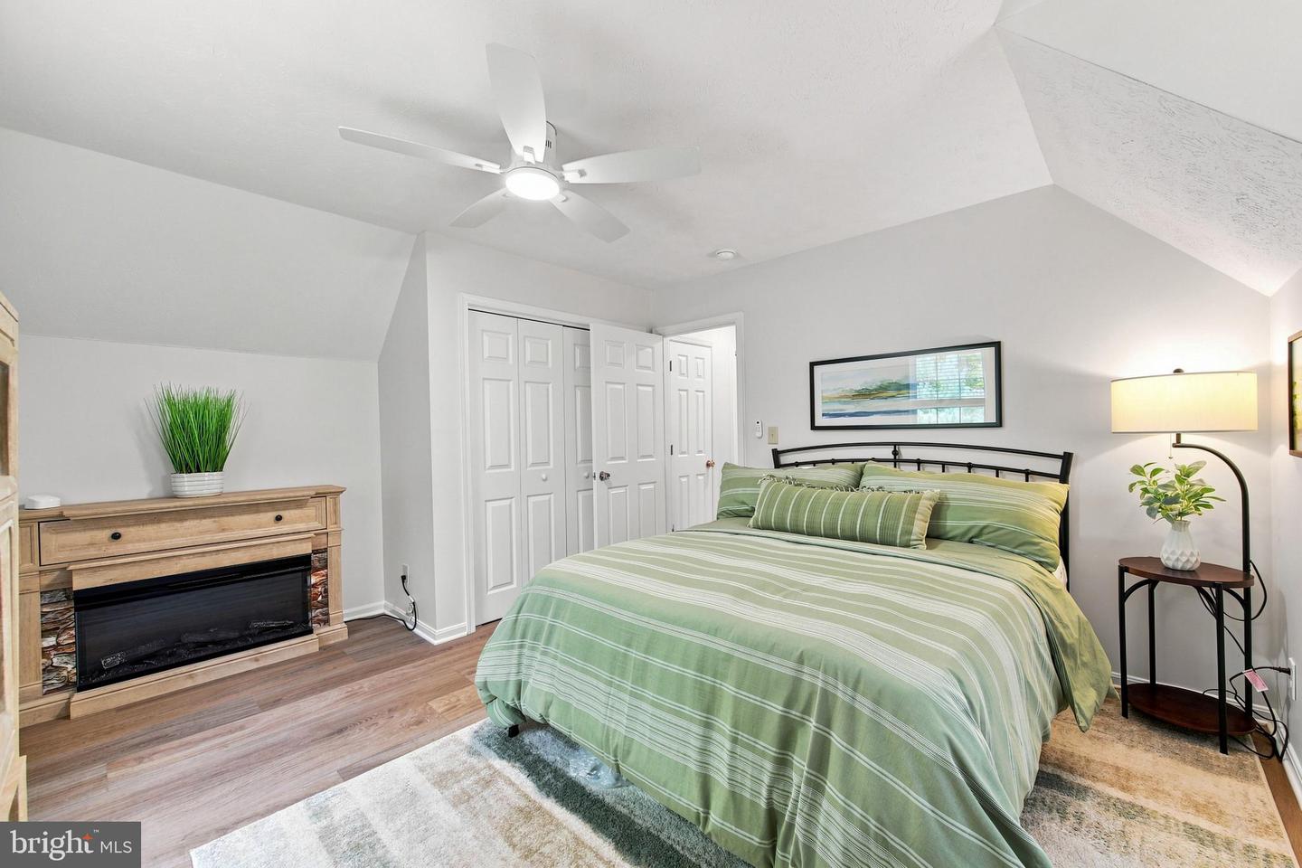 122 Forrest St Property Photo 35