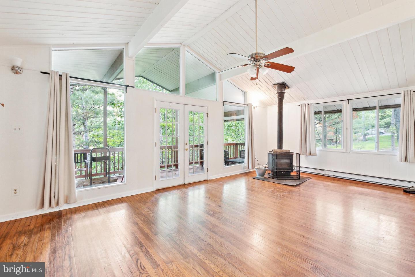 94 Deer Trl Property Photo 2