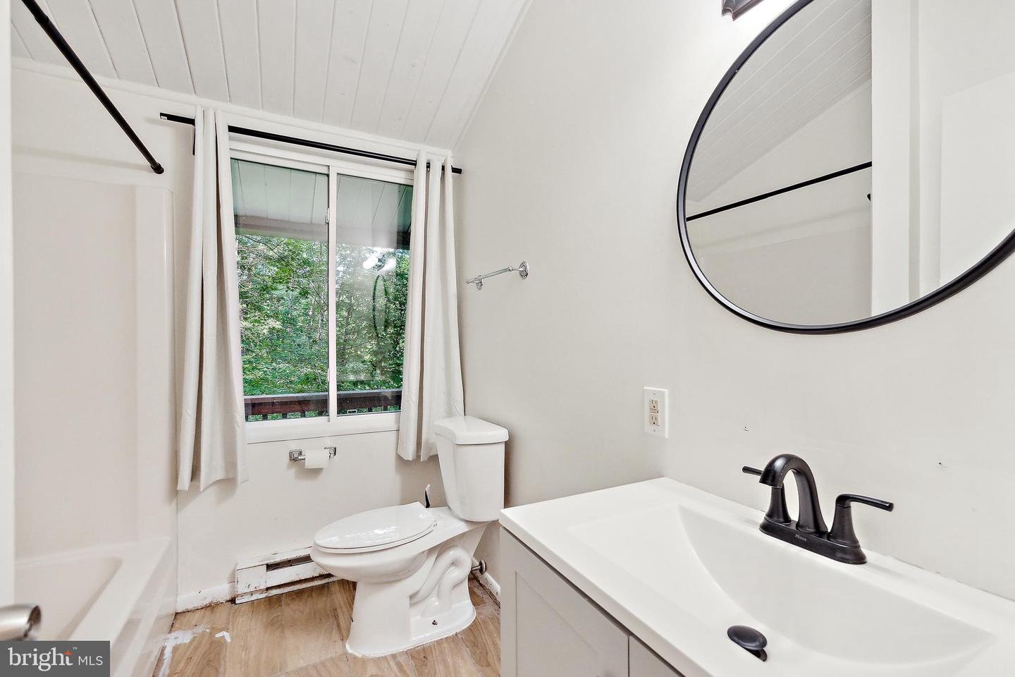 94 Deer Trl Property Photo 13