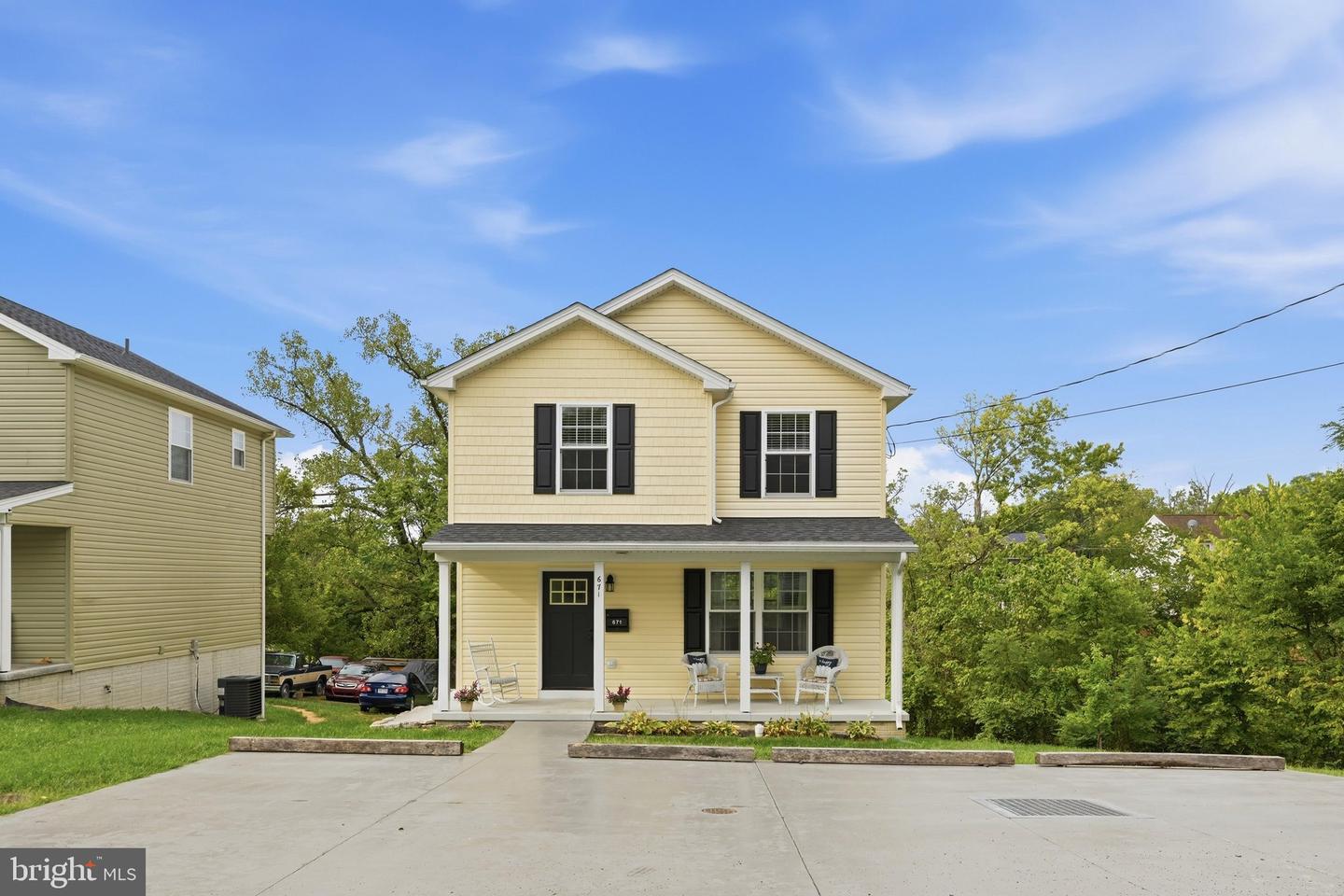 671 BRANCH ST Property Photo 1