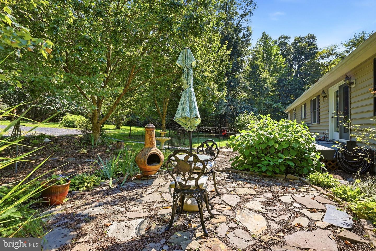 2891 Saumsville Rd Property Photo 7