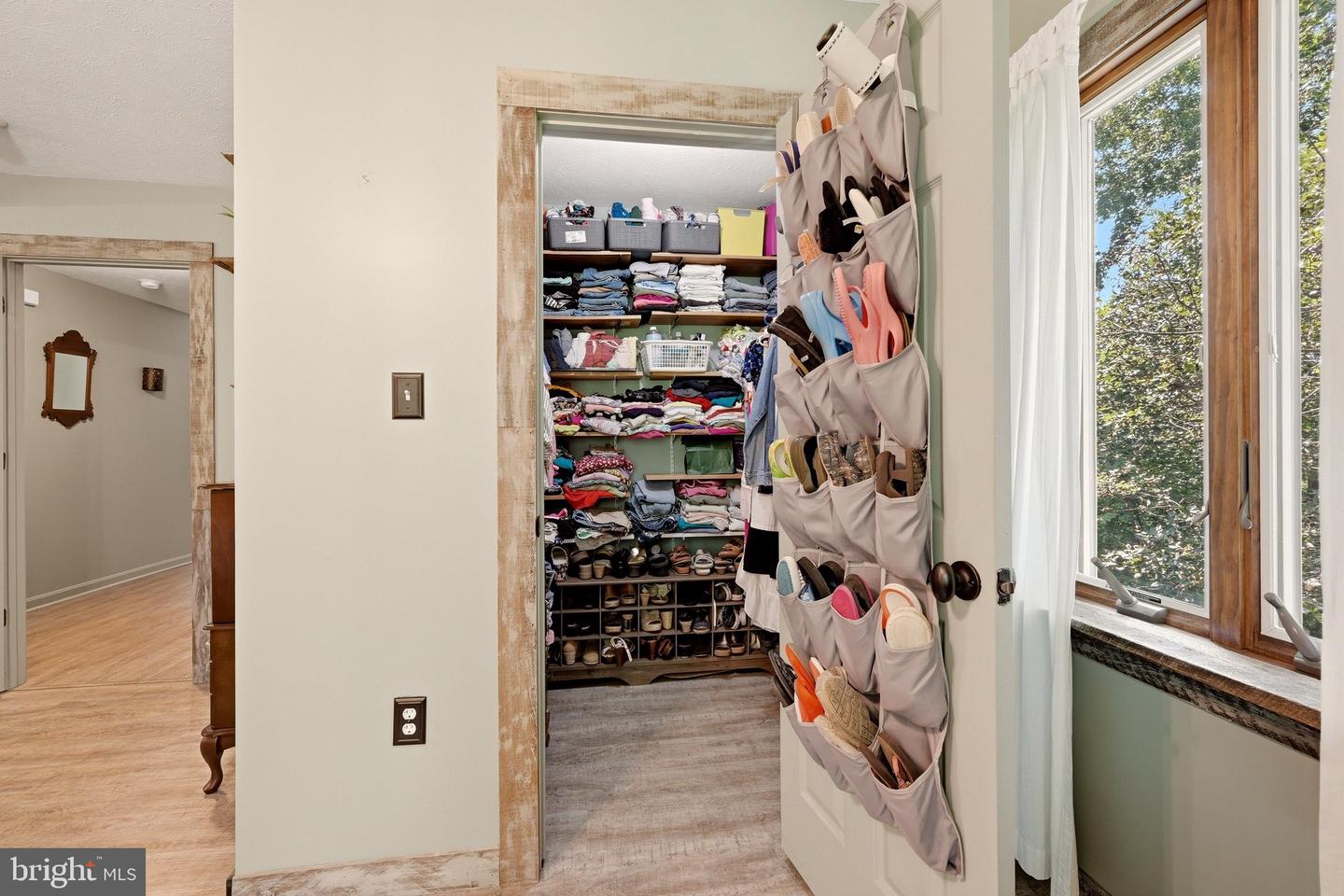 2891 Saumsville Rd Property Photo 29