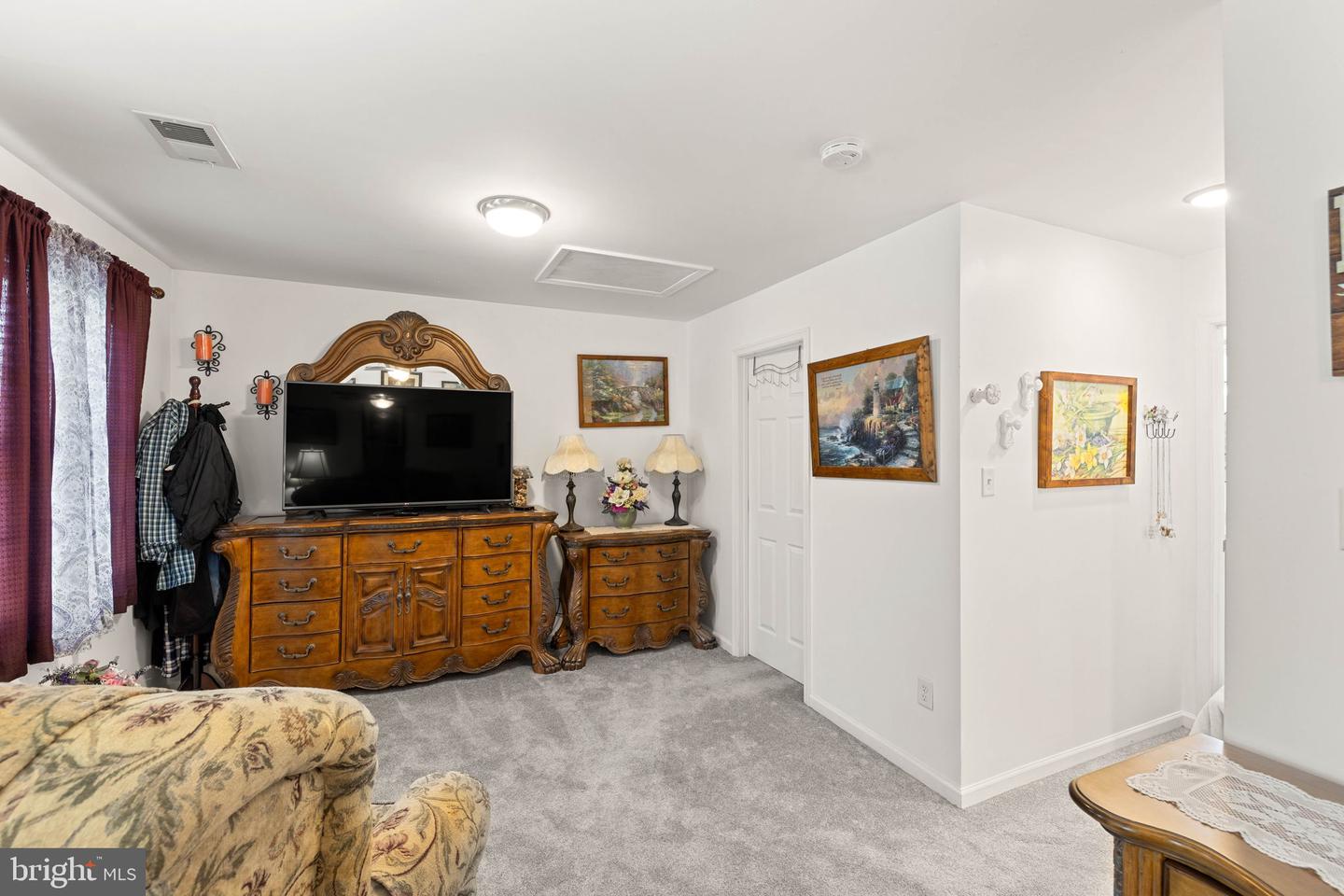 268 Parkside Ct Property Photo 23