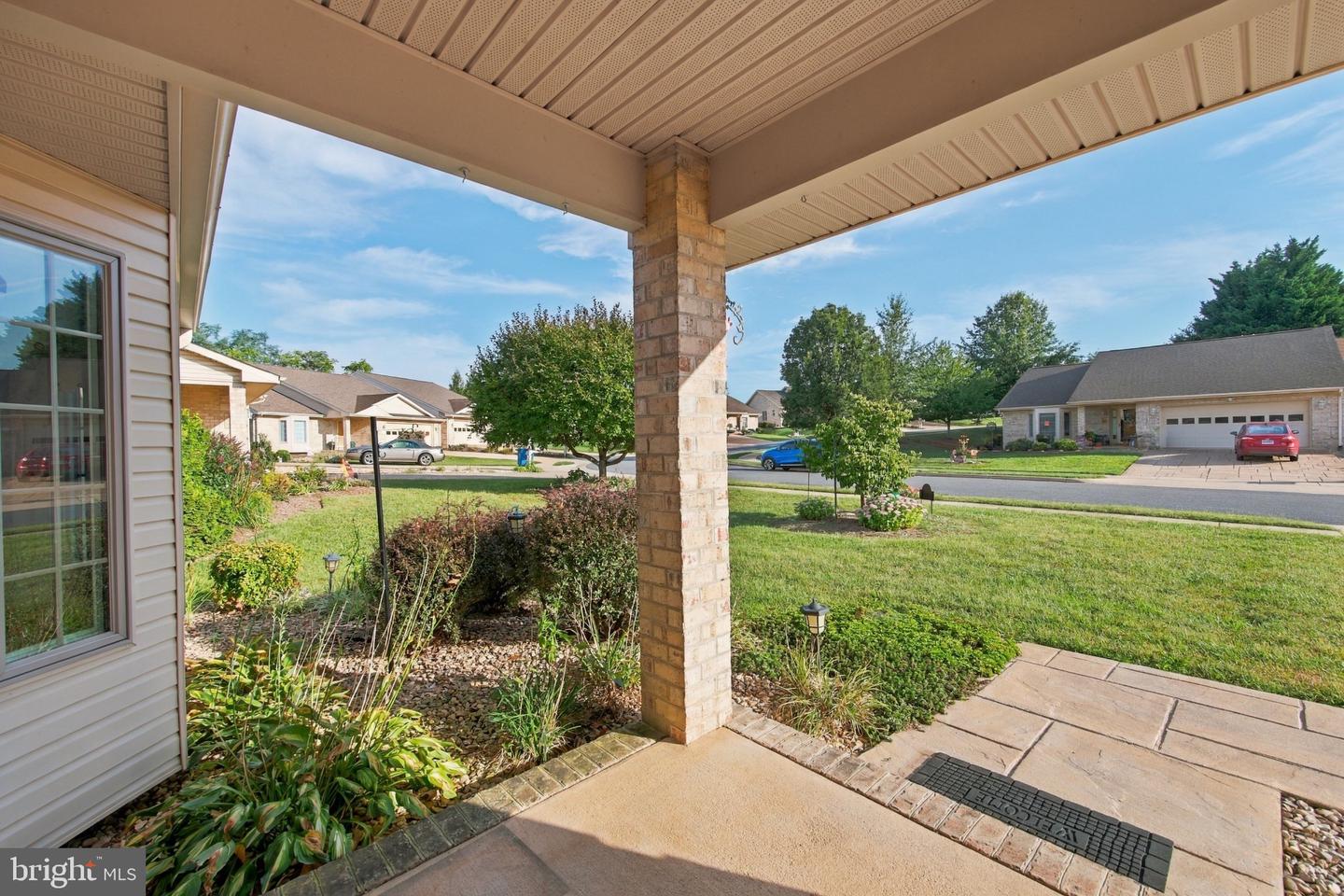 607 Kestrel Ct Property Photo 4