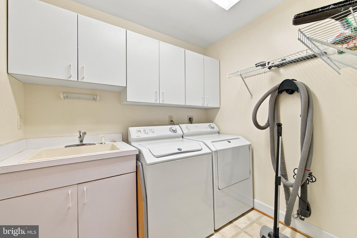 607 Kestrel Ct Property Photo 44