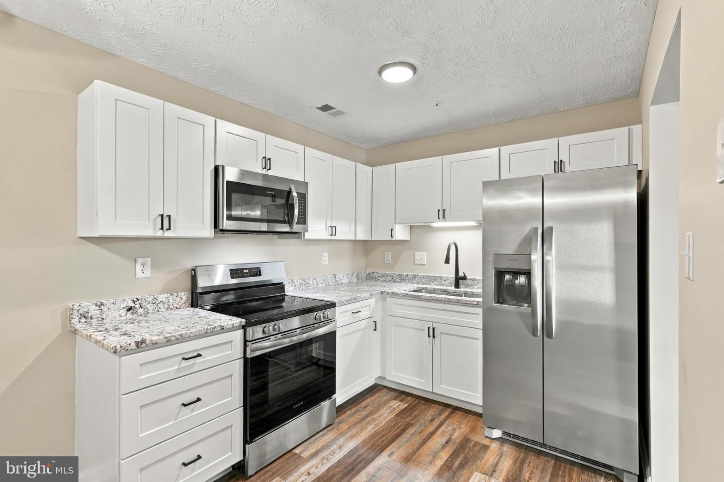 1290 Ox Rd #e-6 Property Photo 10
