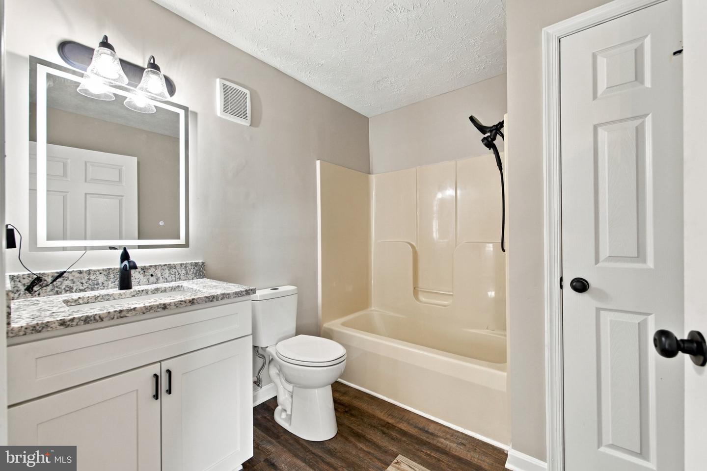 1290 Ox Rd #e-6 Property Photo 14