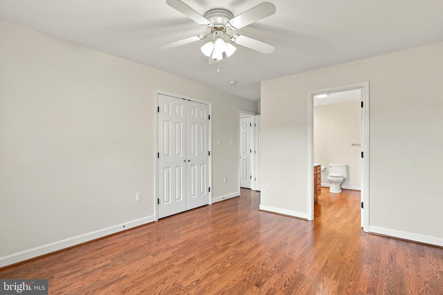 203 Southridge Ct #b Property Photo 19