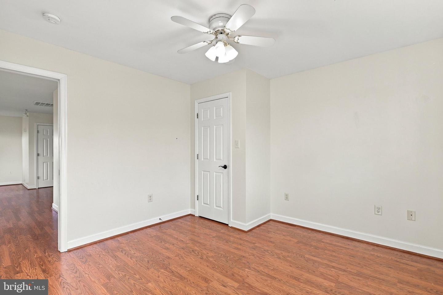 203 Southridge Ct #b Property Photo 25