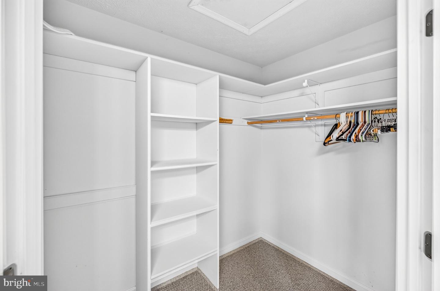 108 Tyler Cir #f-2 Property Photo 30