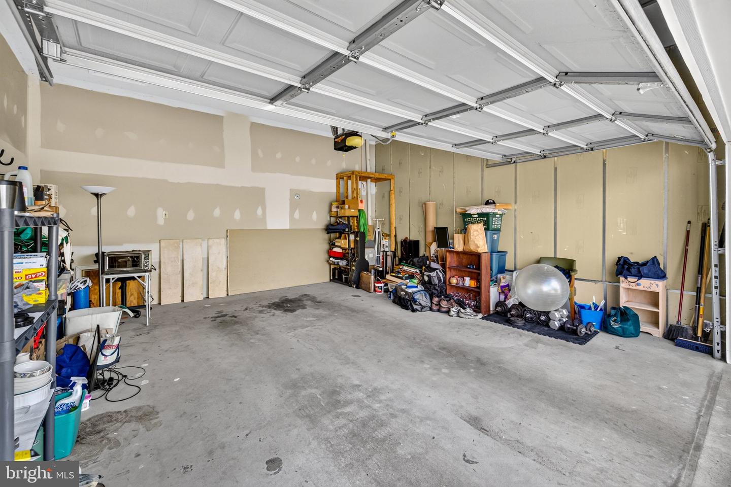108 Tyler Cir #f-2 Property Photo 36