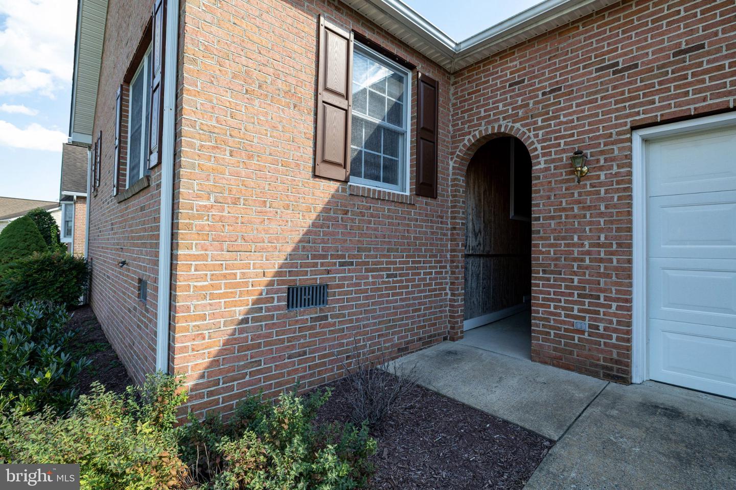 108 Tyler Cir #f-2 Property Photo 44