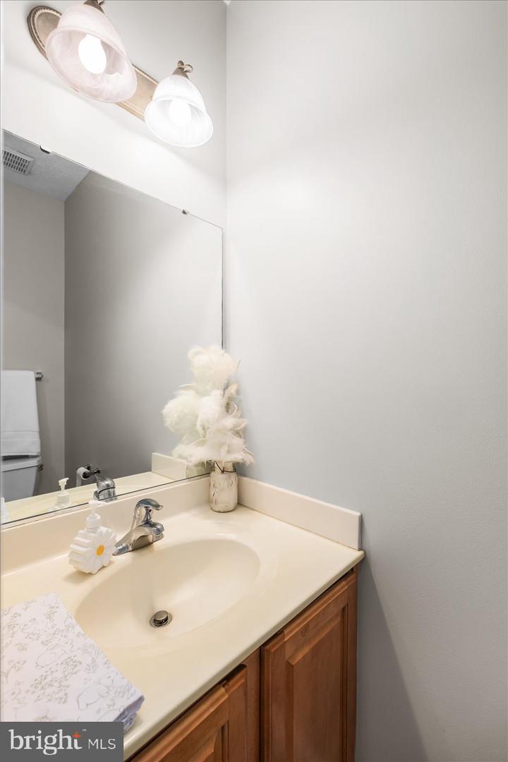 6330 Kleineidam Way Property Photo 22