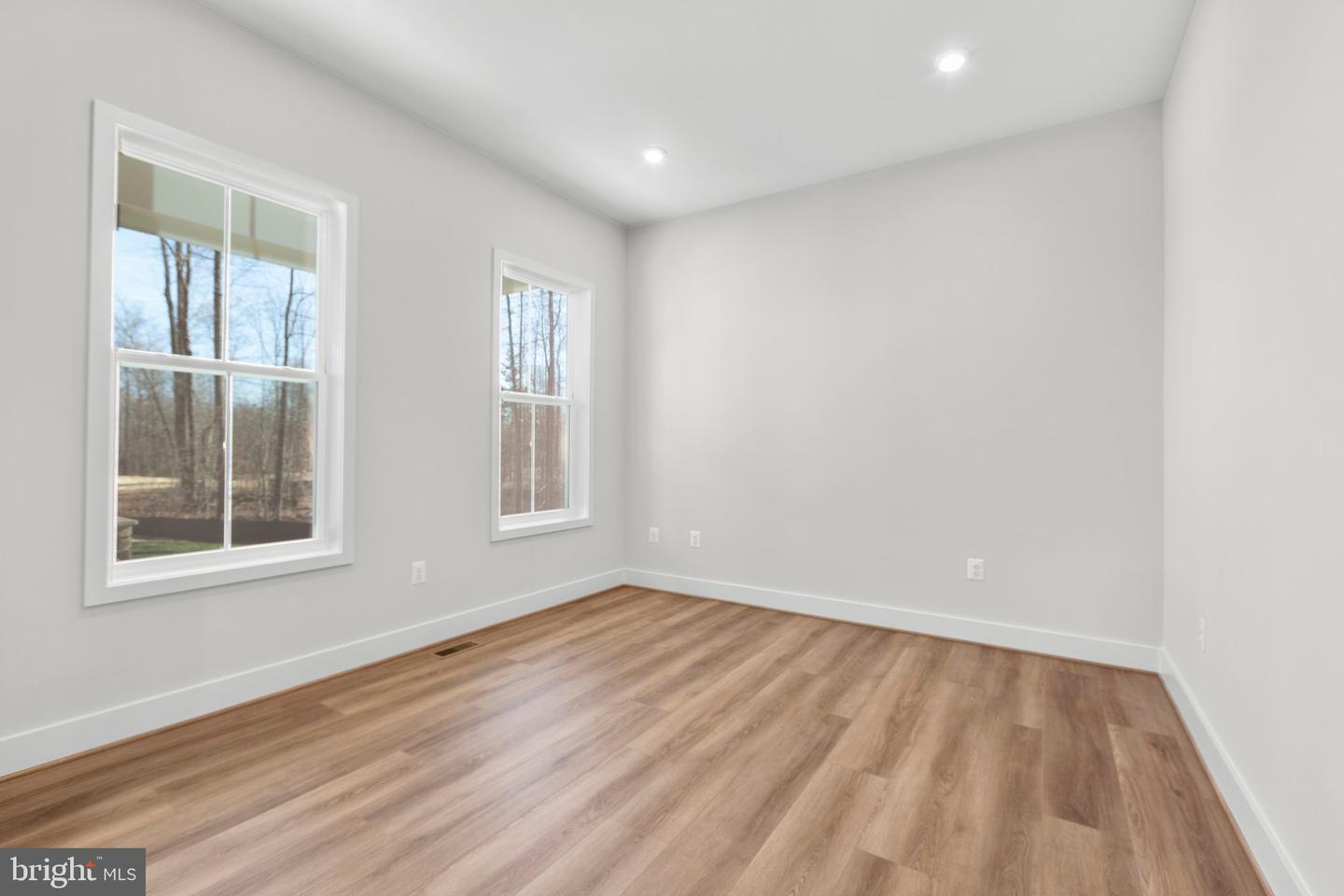 0 Whitehall Blvd Property Photo 23