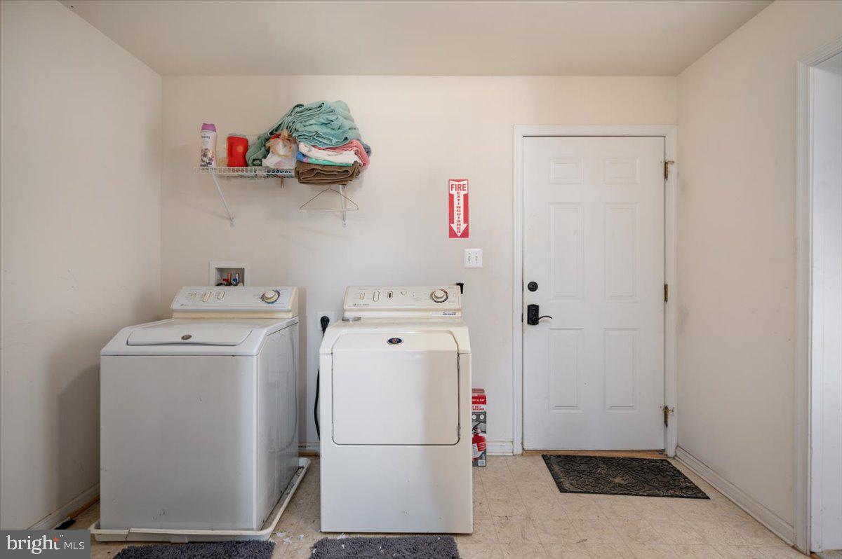 10413 Elys Ford Rd Property Photo 16