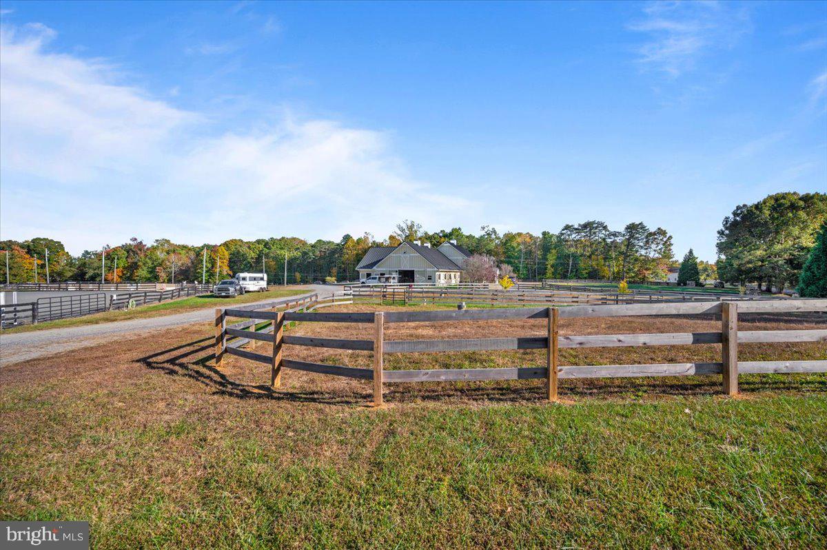 10413 Elys Ford Rd Property Photo 22