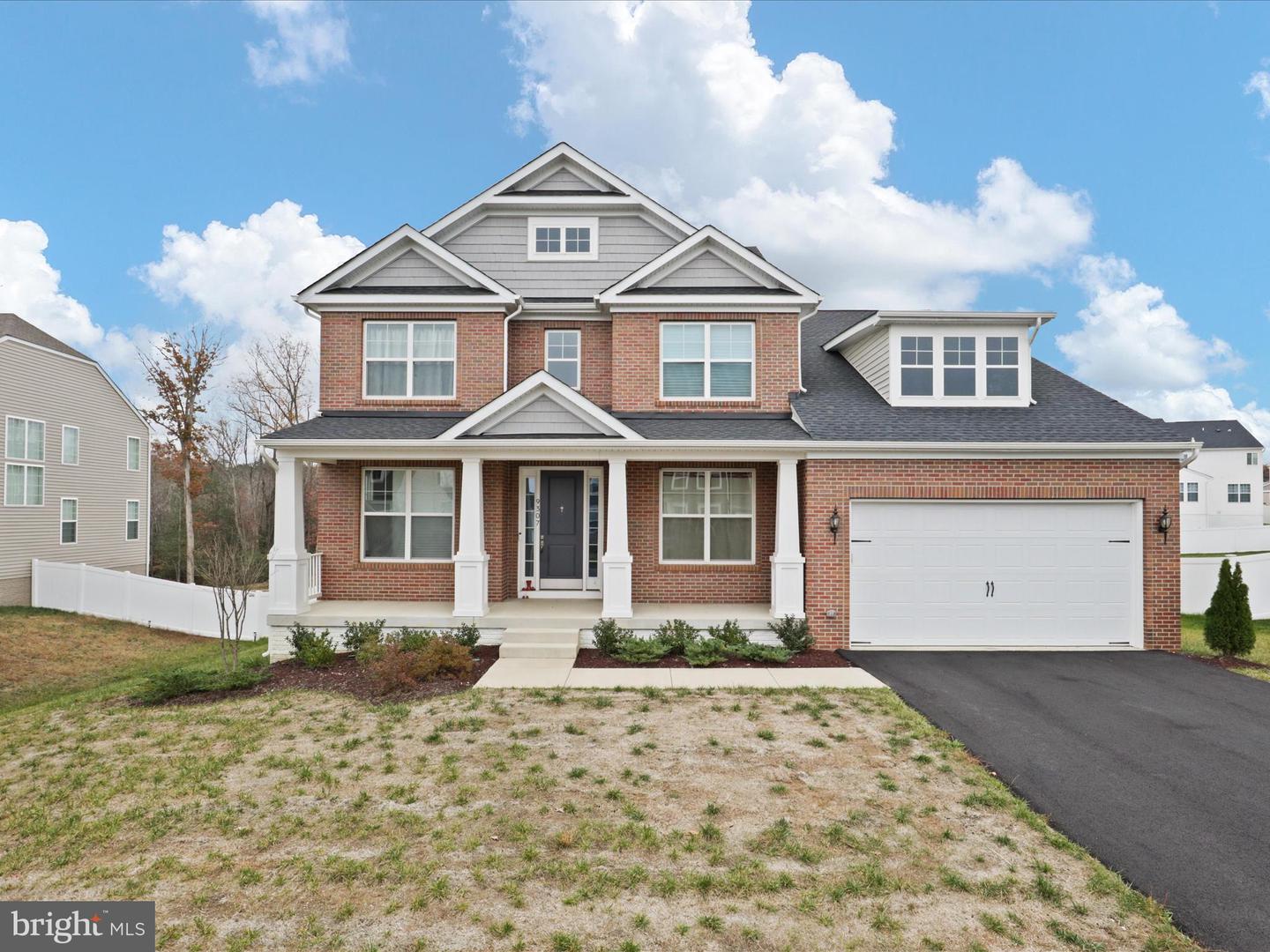 9307 Spring Hill Ln Property Photo 3