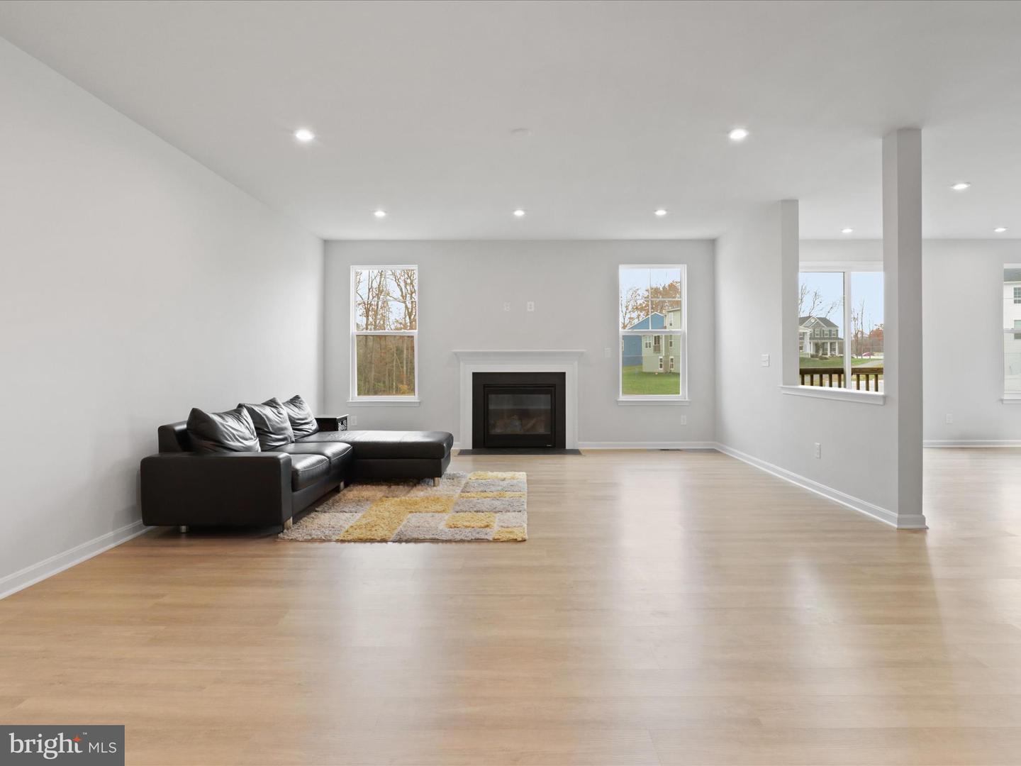 9307 Spring Hill Ln Property Photo 15