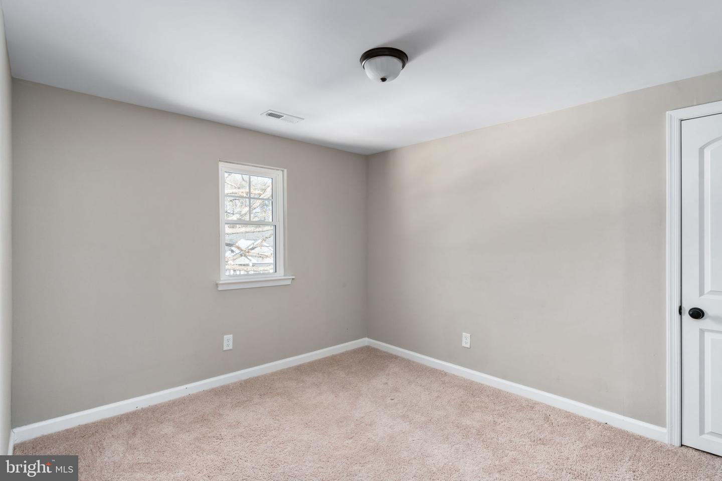 7541 Lawyers Rd Property Photo 34