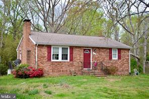 12134 Buck Hall Ln Property Photo