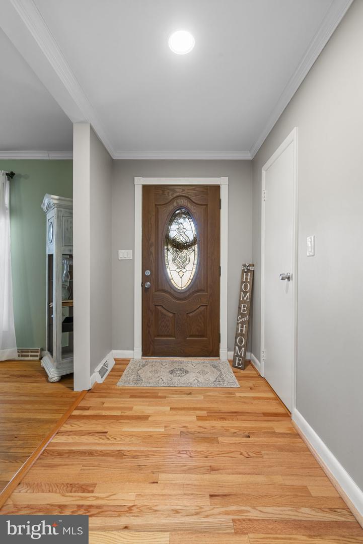 10205 Elys Ford Rd Property Photo 6