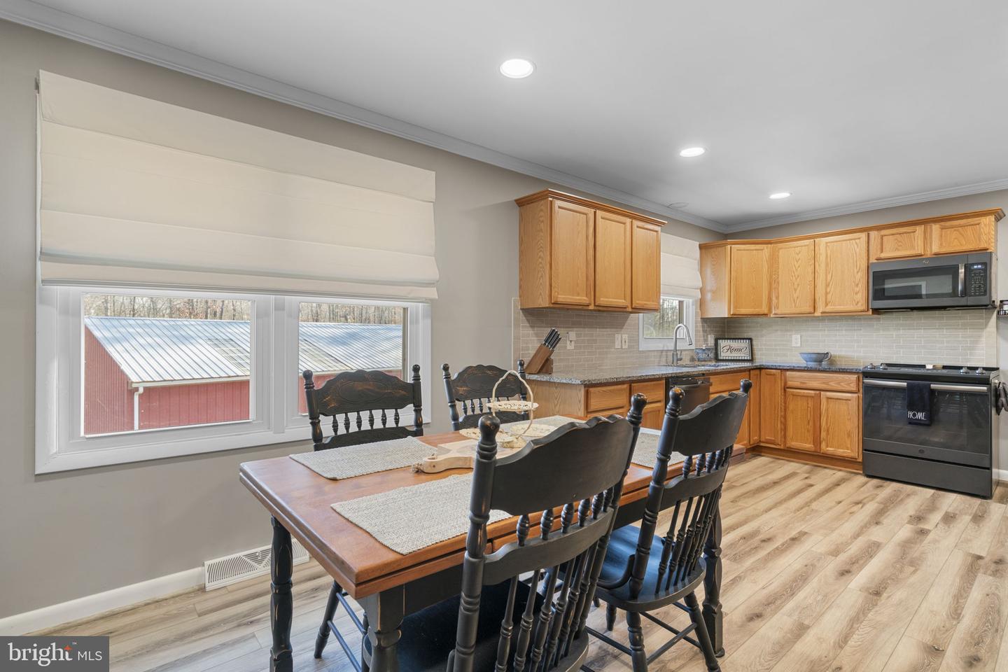 10205 Elys Ford Rd Property Photo 9
