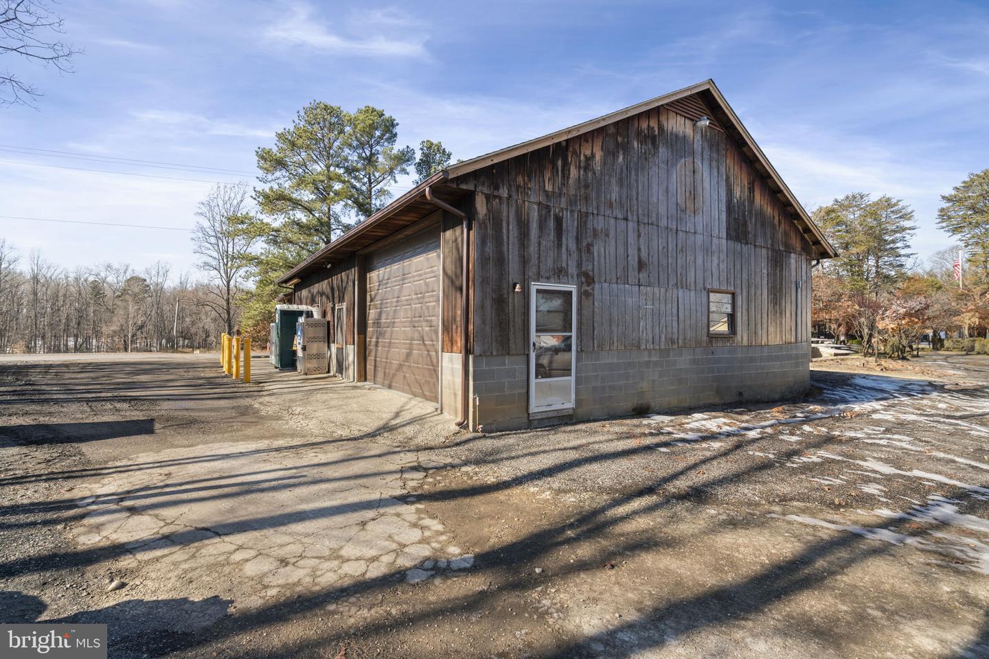10205 Elys Ford Rd Property Photo 53