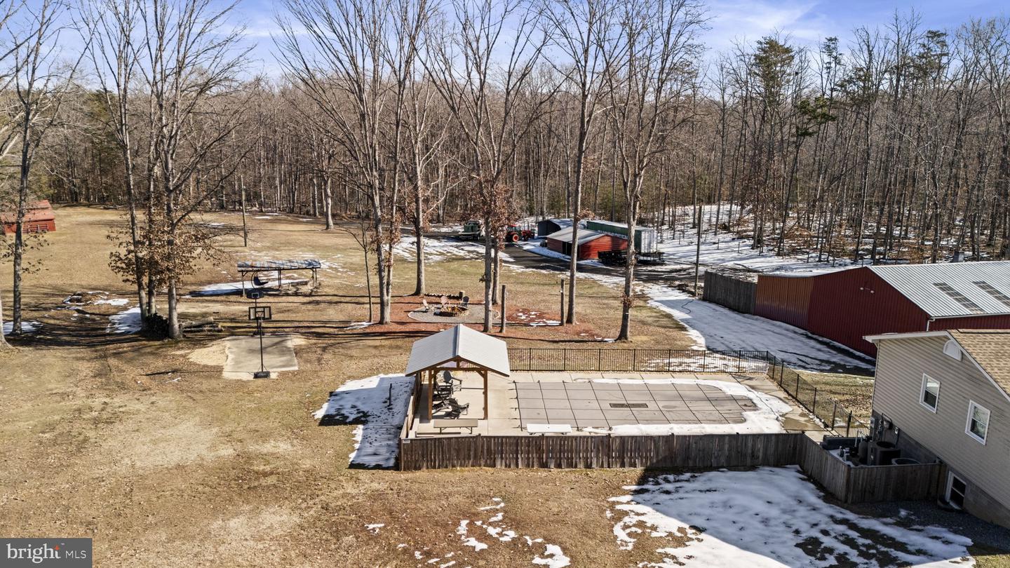 10205 Elys Ford Rd Property Photo 58