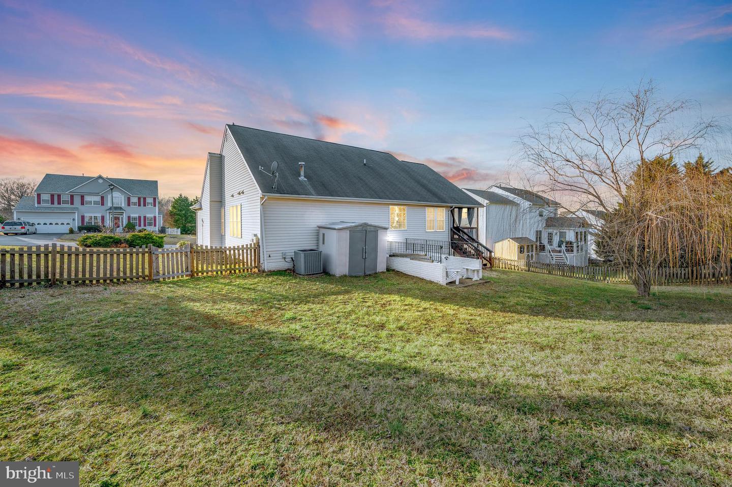 9807 Minuteman Ct Property Photo