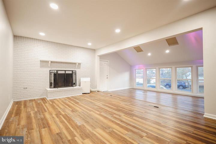10 Saint Patrick St Property Photo 3