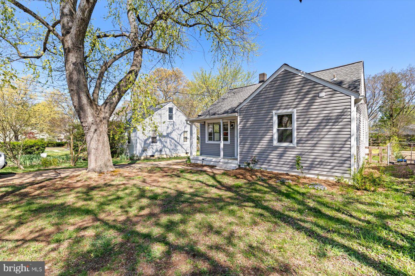 110 Beauregard St Property Photo