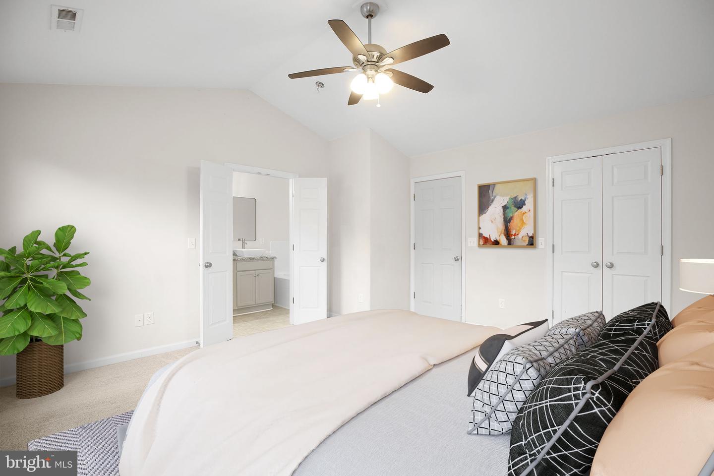 7716 Pilgrim Ln Property Photo 24