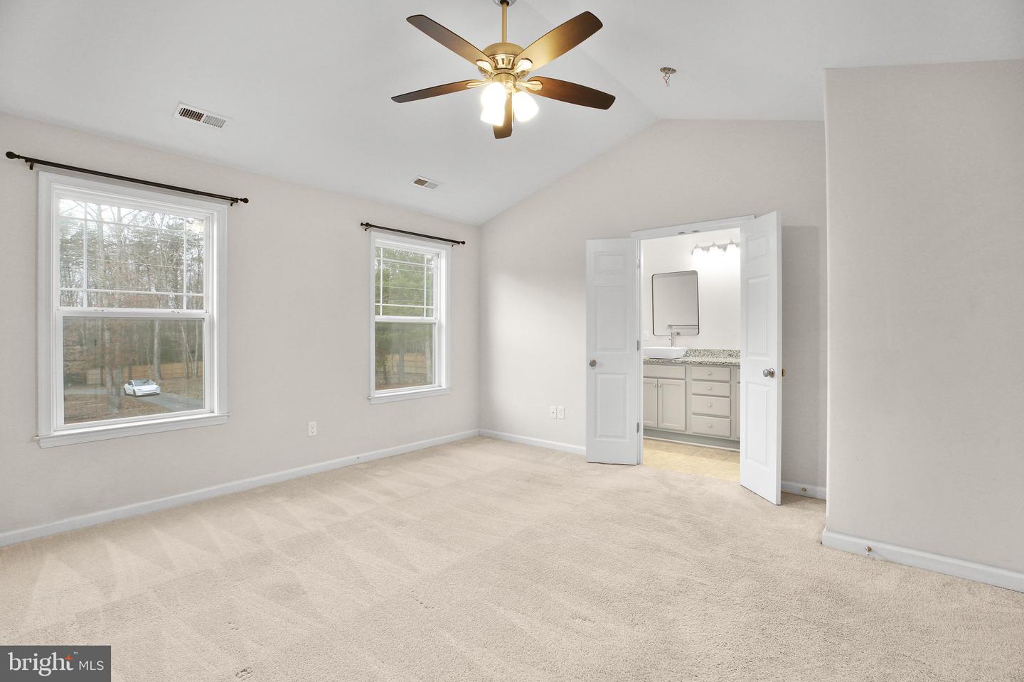 7716 Pilgrim Ln Property Photo 25