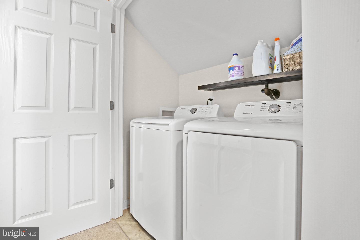 7716 Pilgrim Ln Property Photo 33