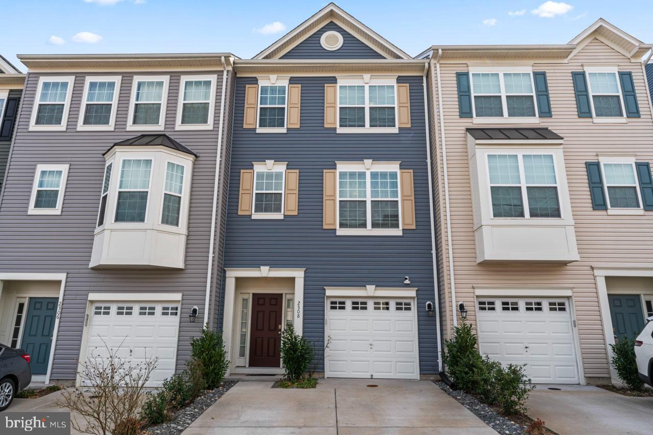 2308 Champions Way Property Photo
