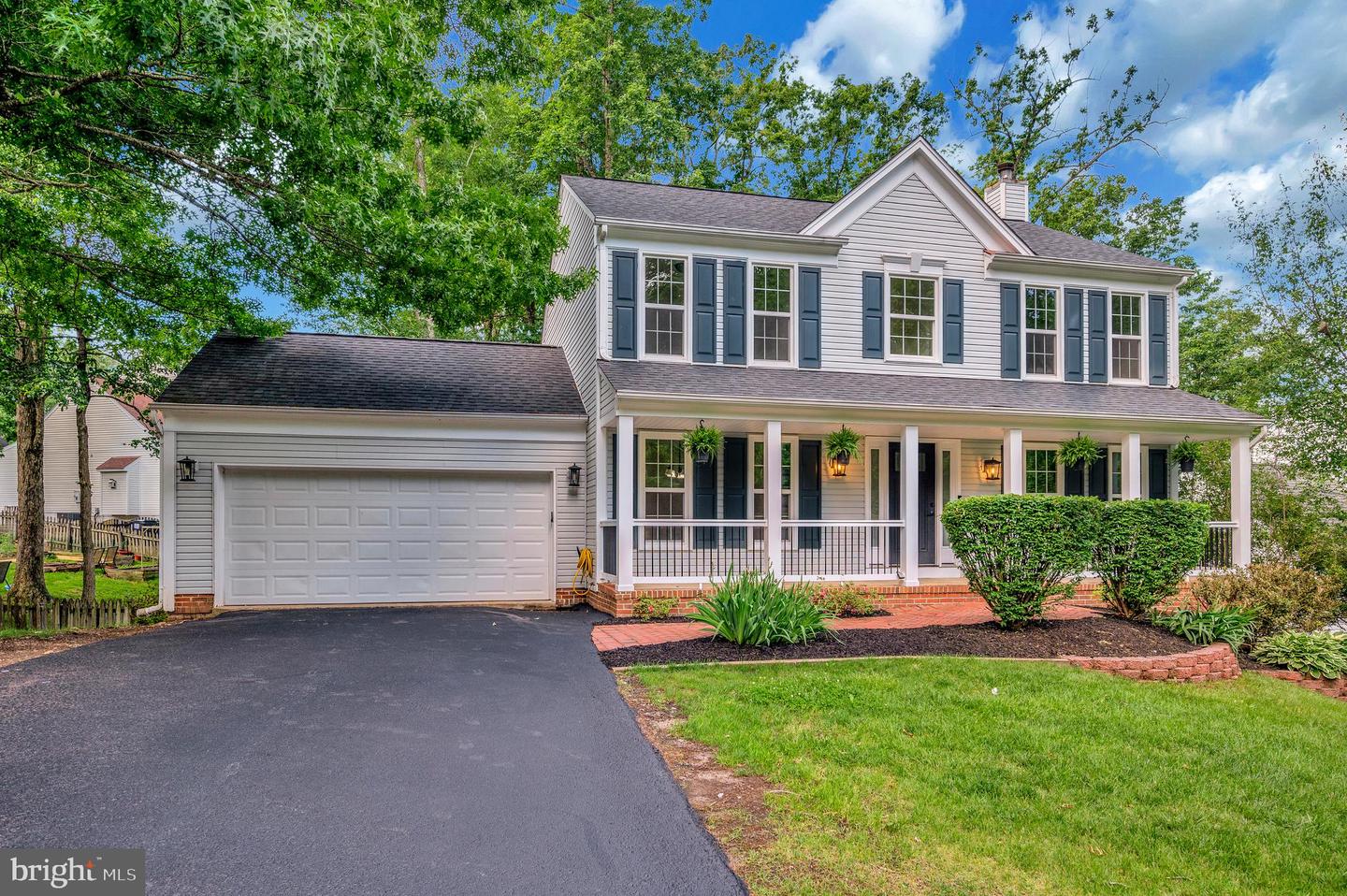 10502 WATFORD LN Property Photo 1