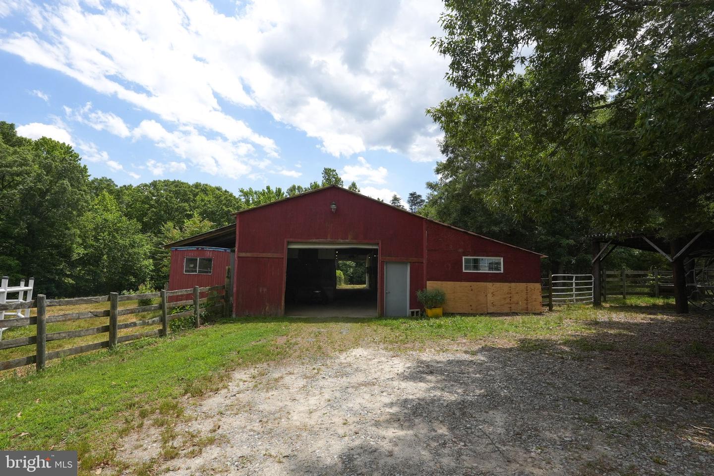4901 Lewiston Rd Property Photo 36