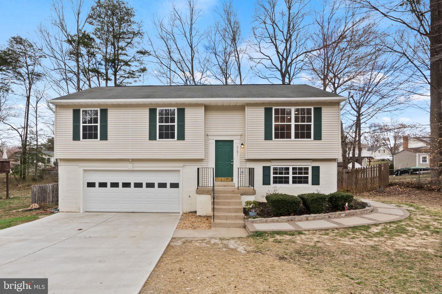 6101 Loriella Park Dr Property Photo 1