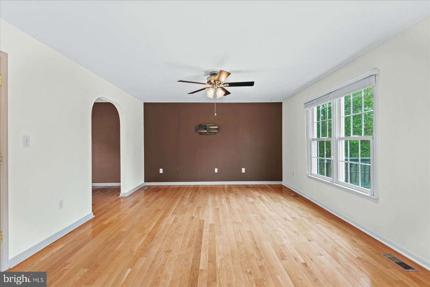 4204 Saint Catherines Ct Property Photo 6