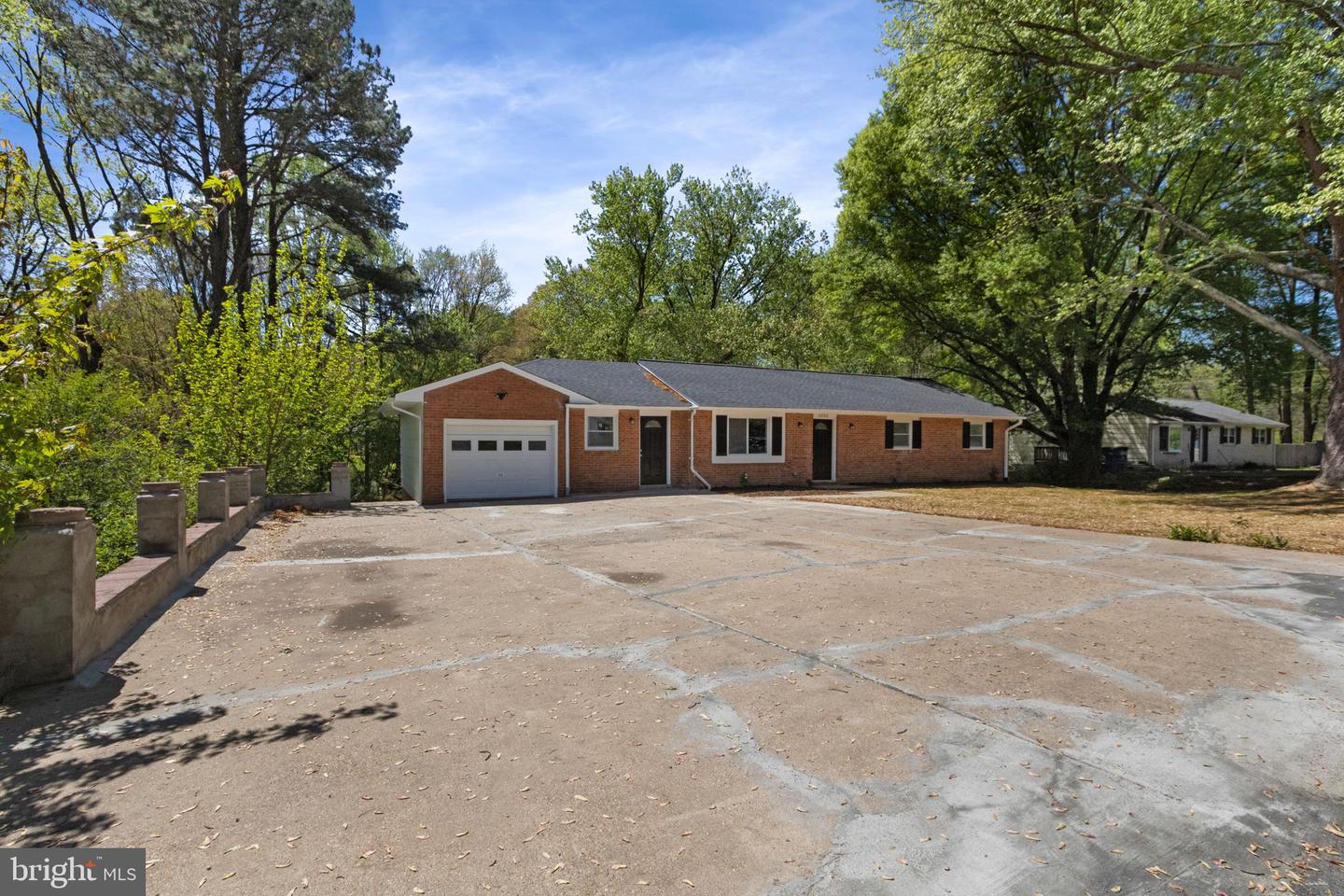 6006 Calhoun Dr Property Photo 3