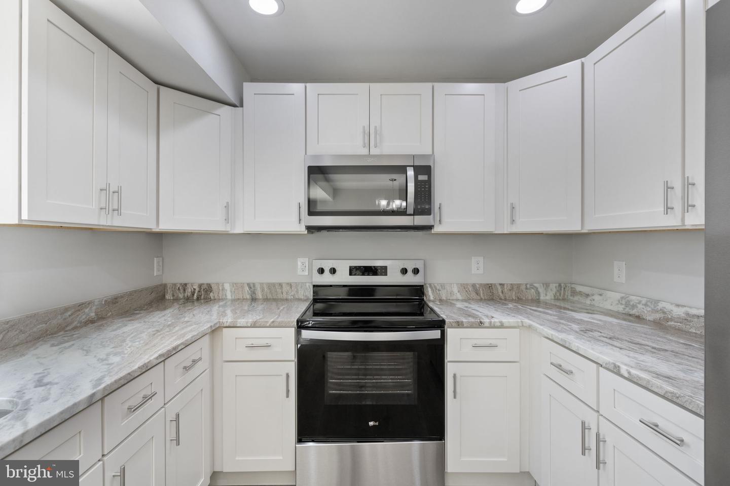 6006 Calhoun Dr Property Photo 17