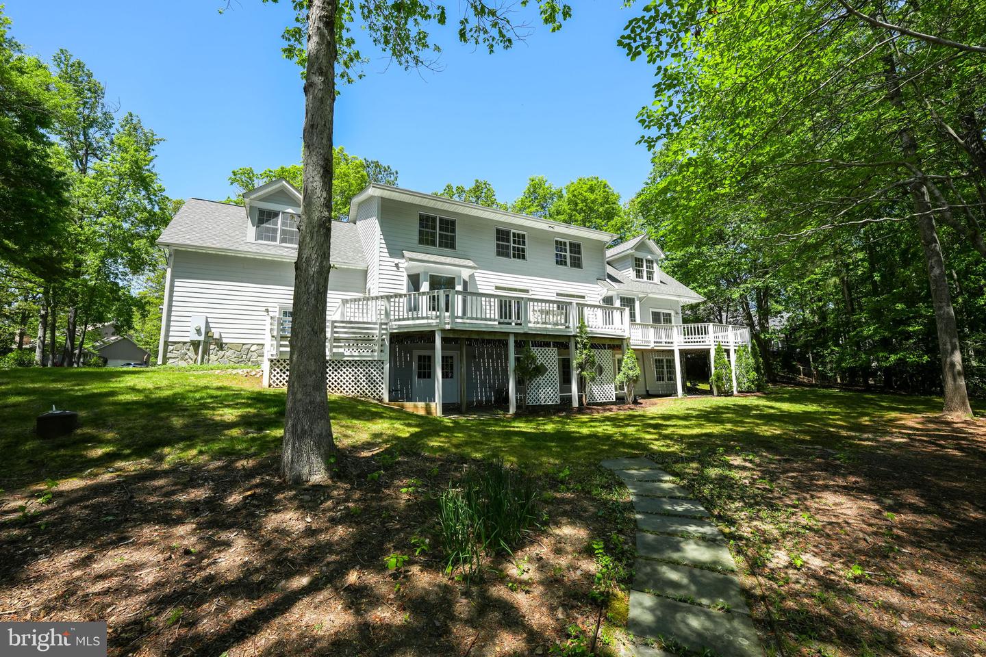 11217 Field Cir Property Photo 3