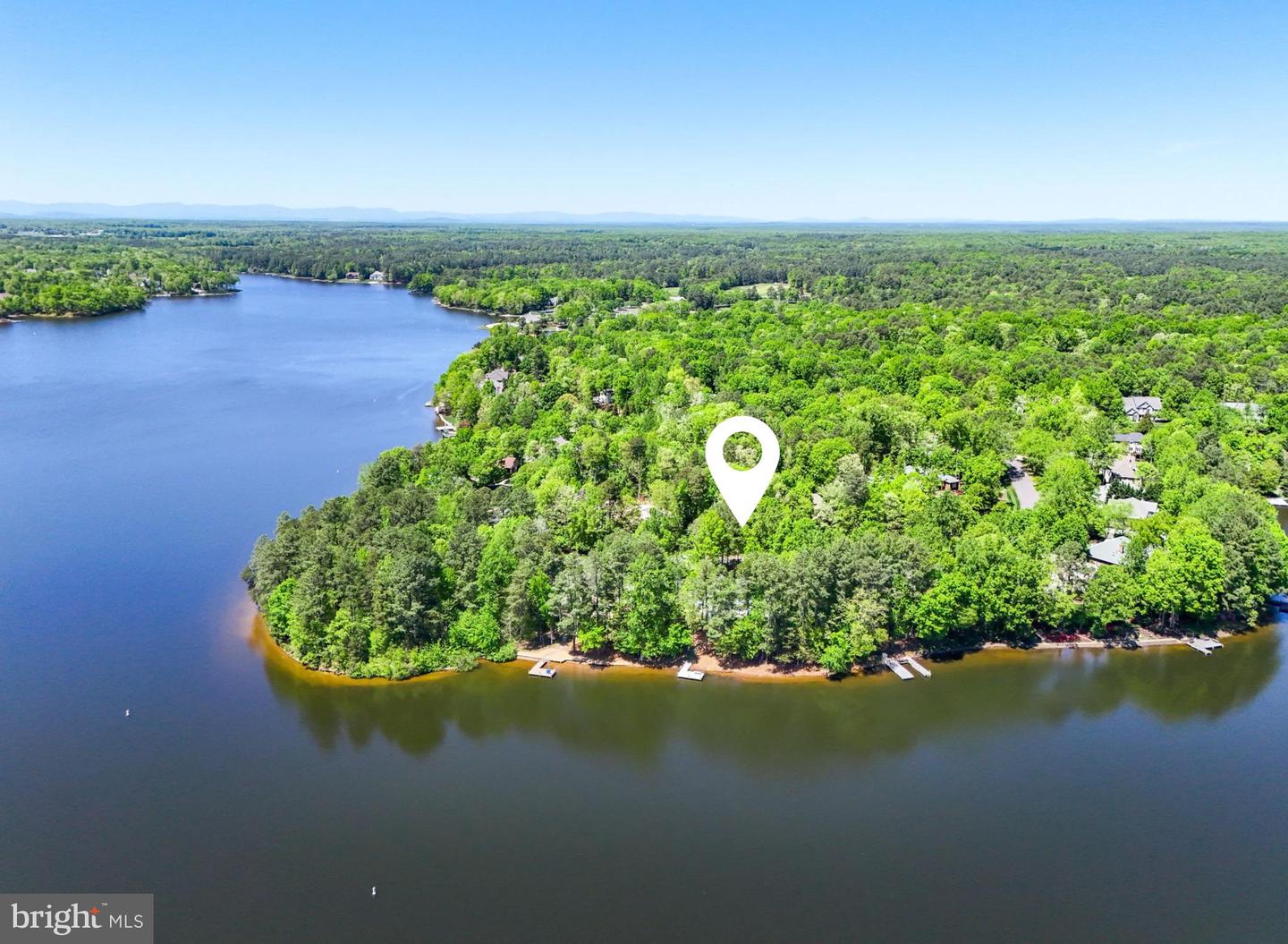 11217 Field Cir Property Photo 6